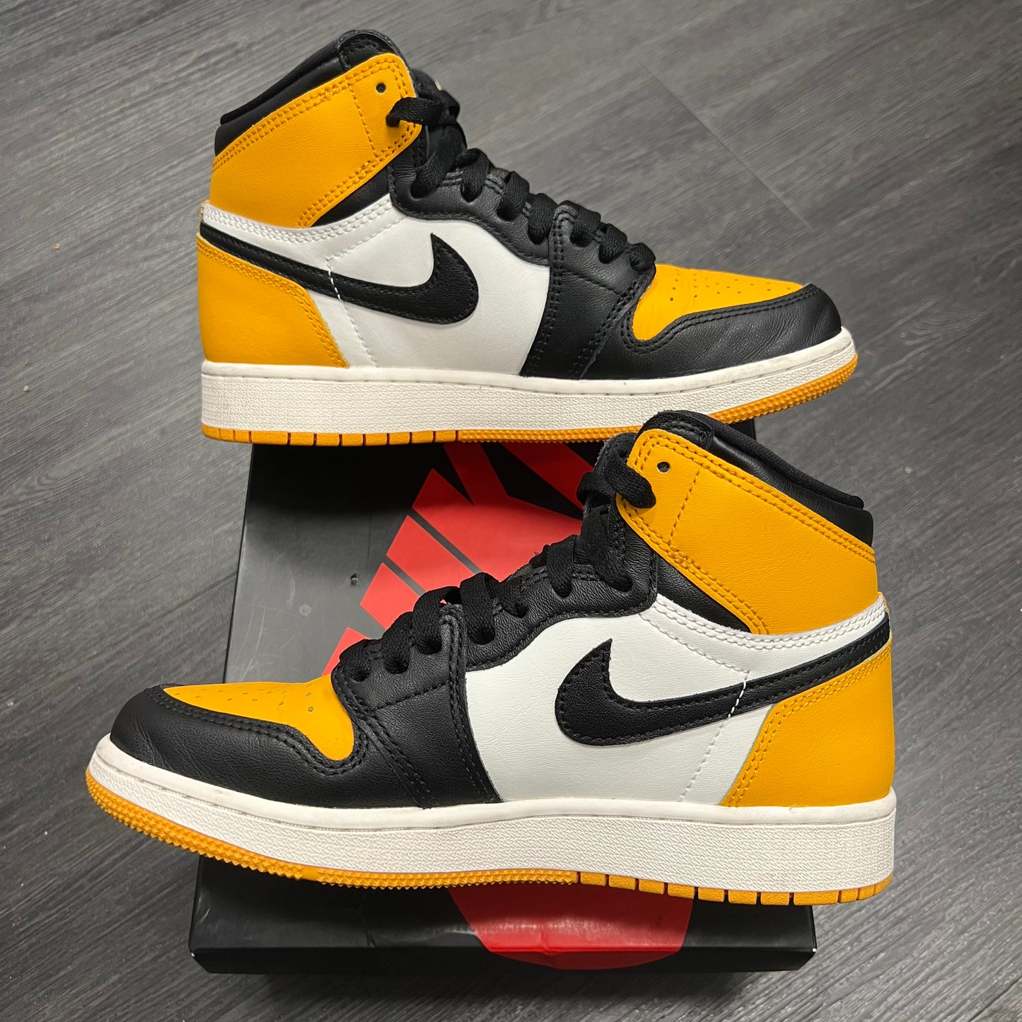 Jordan 1 Retro Taxi (GS) U