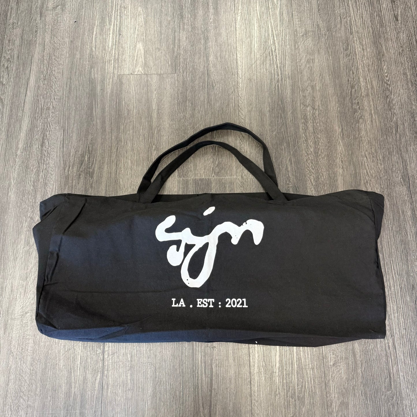 Syndi Multiple Sneaker Tote