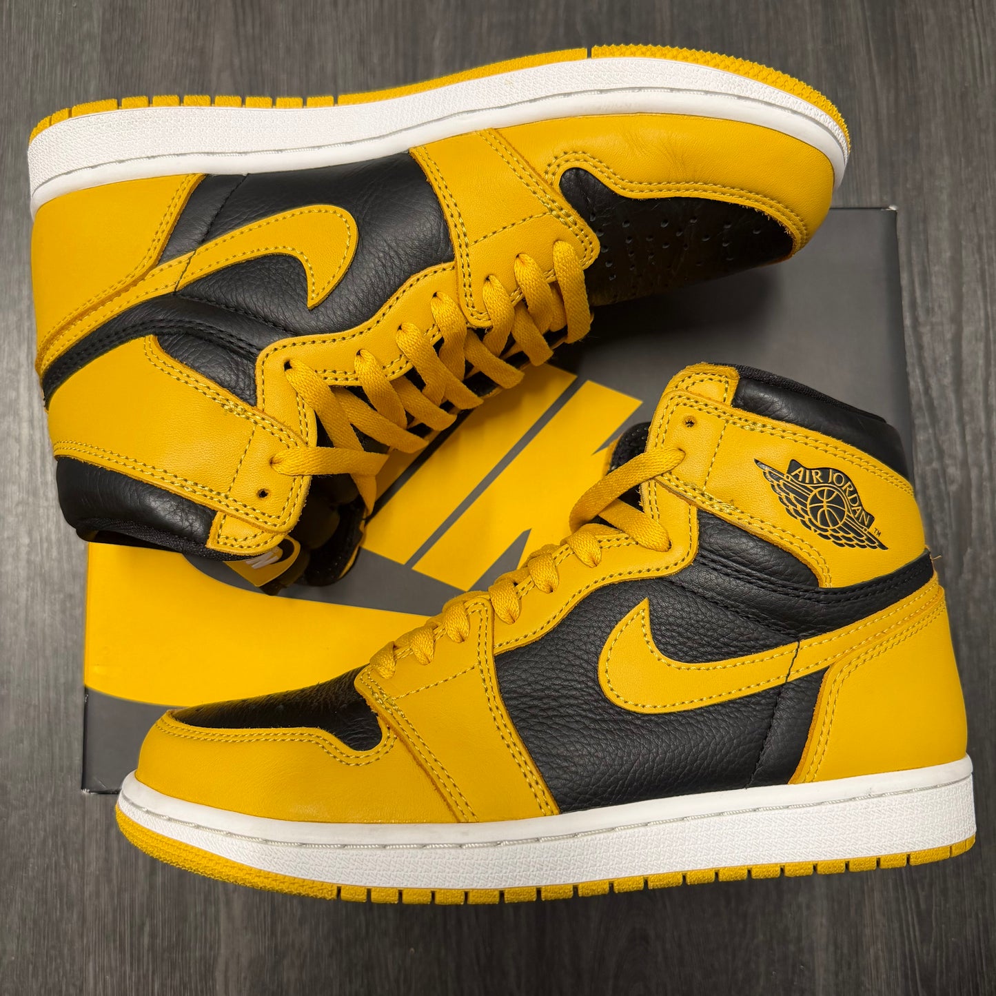 Jordan 1 Retro Pollen U8