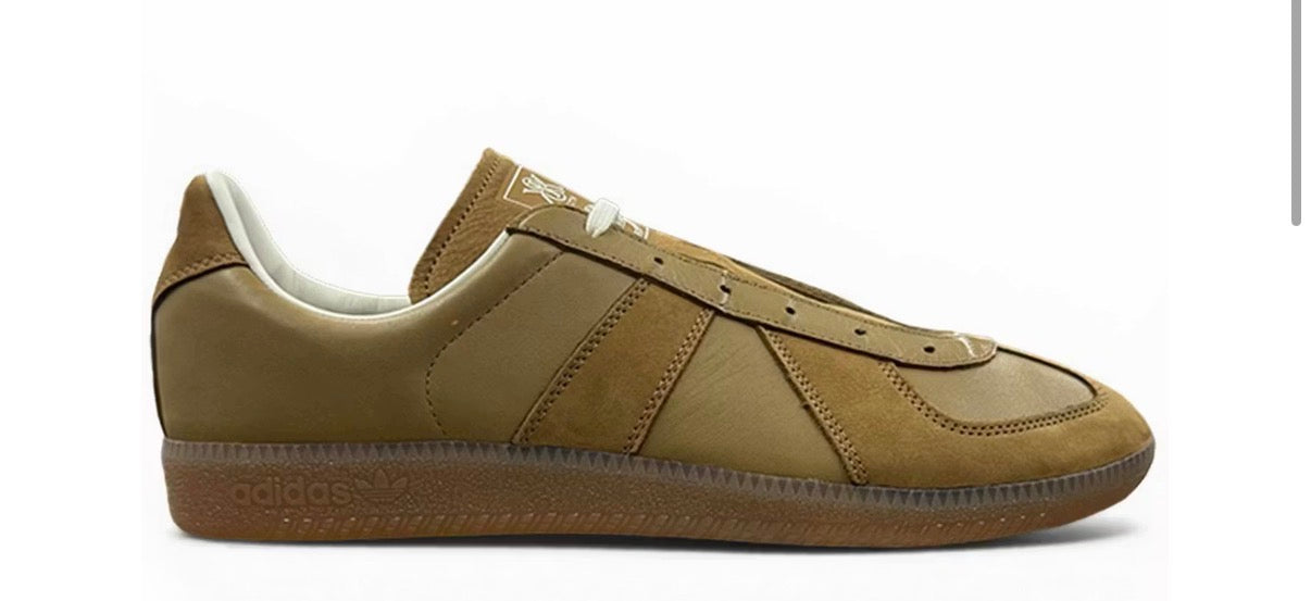 Adidas BW Army Kith Cardboard