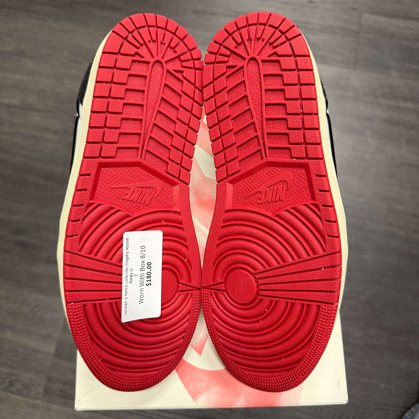 Jordan 1 Retro Low OG Trophy Room Away U