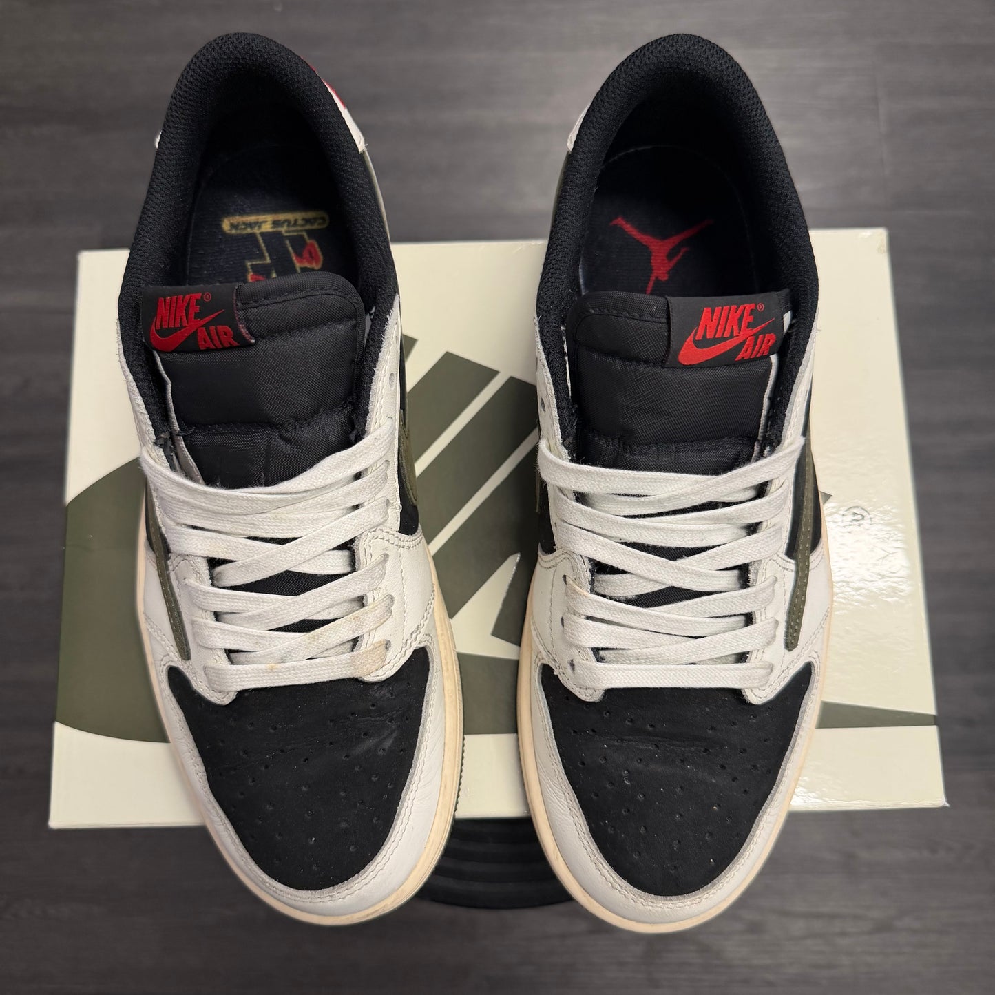 Jordan 1 retro low Travis Scott olive (women’s) U9W