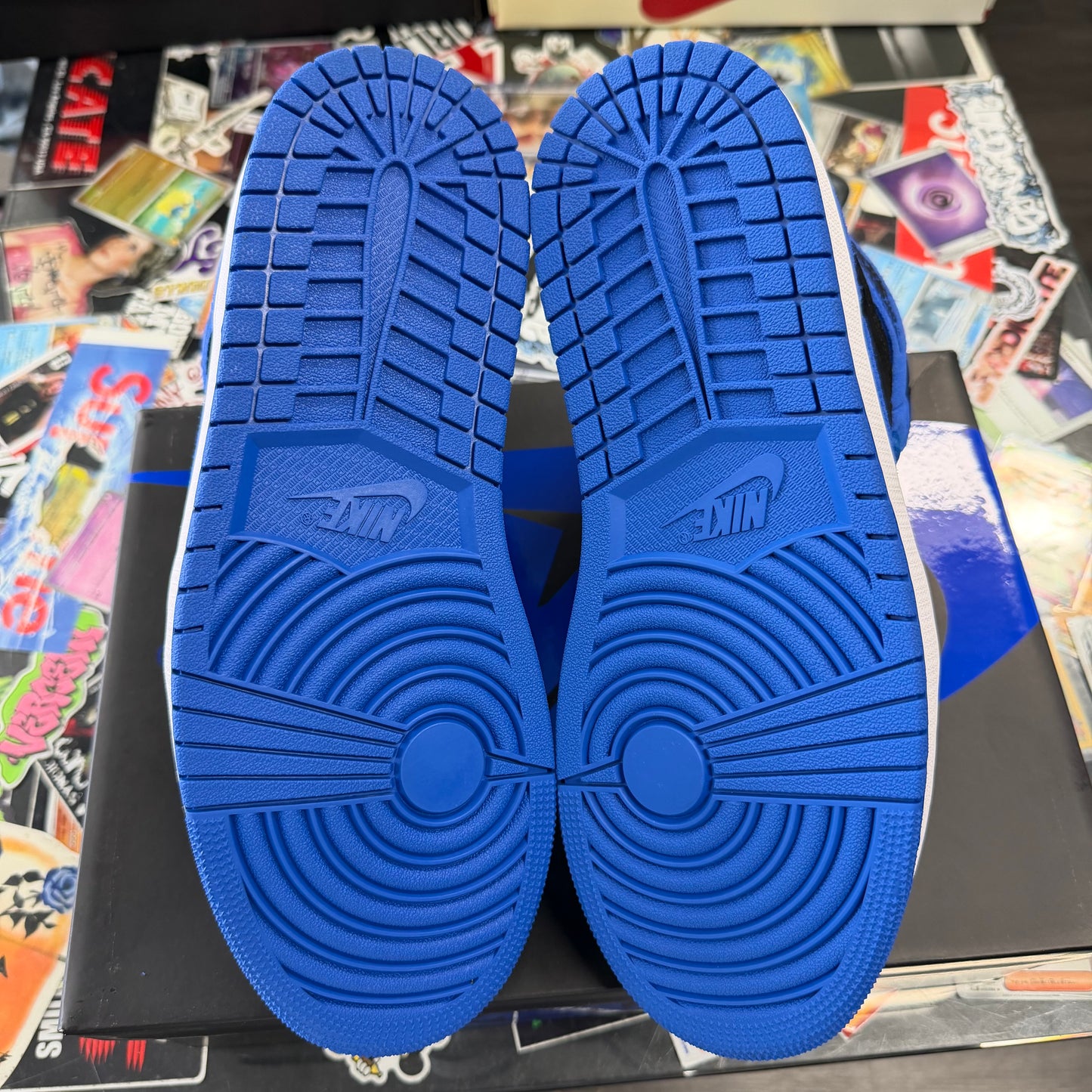 Jordan 1 retro Reimagined Royal U9