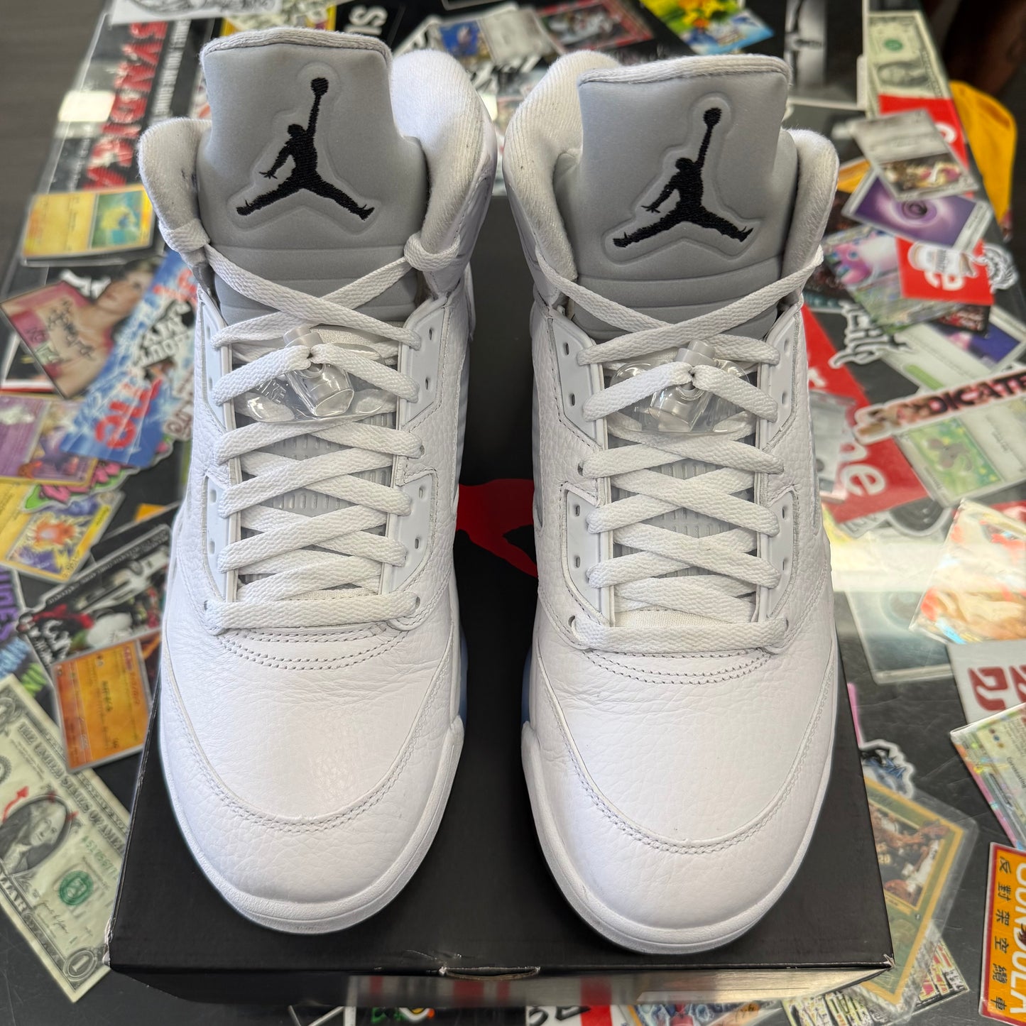 Jordan 5 Retro White Metallic 2026 U10