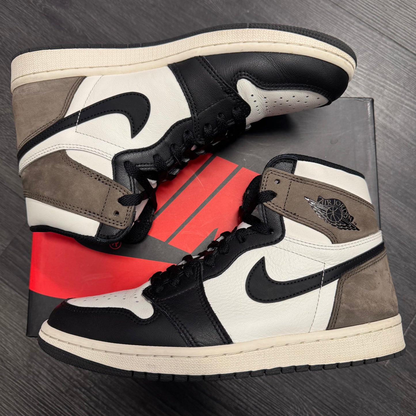 Jordan 1 Retro Dark Mocha U8.5