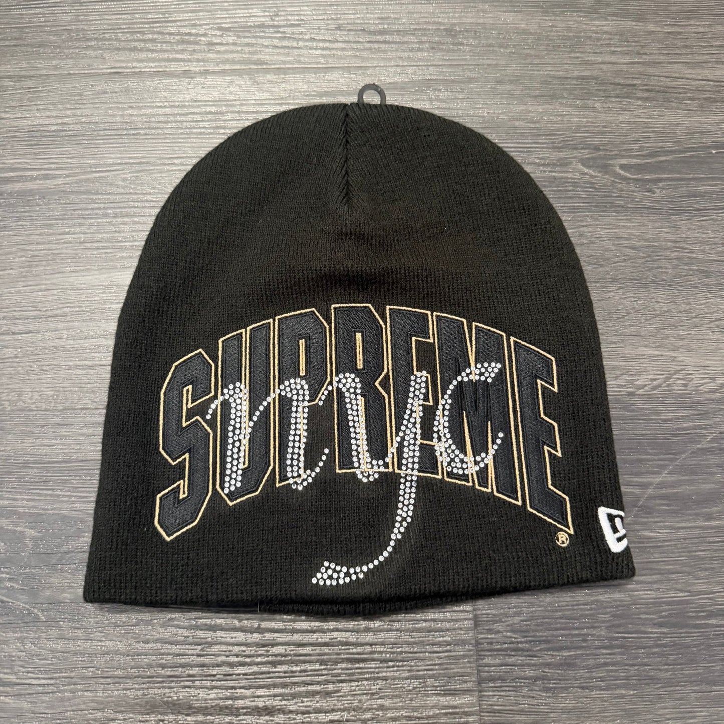 Supreme Beanie New Era