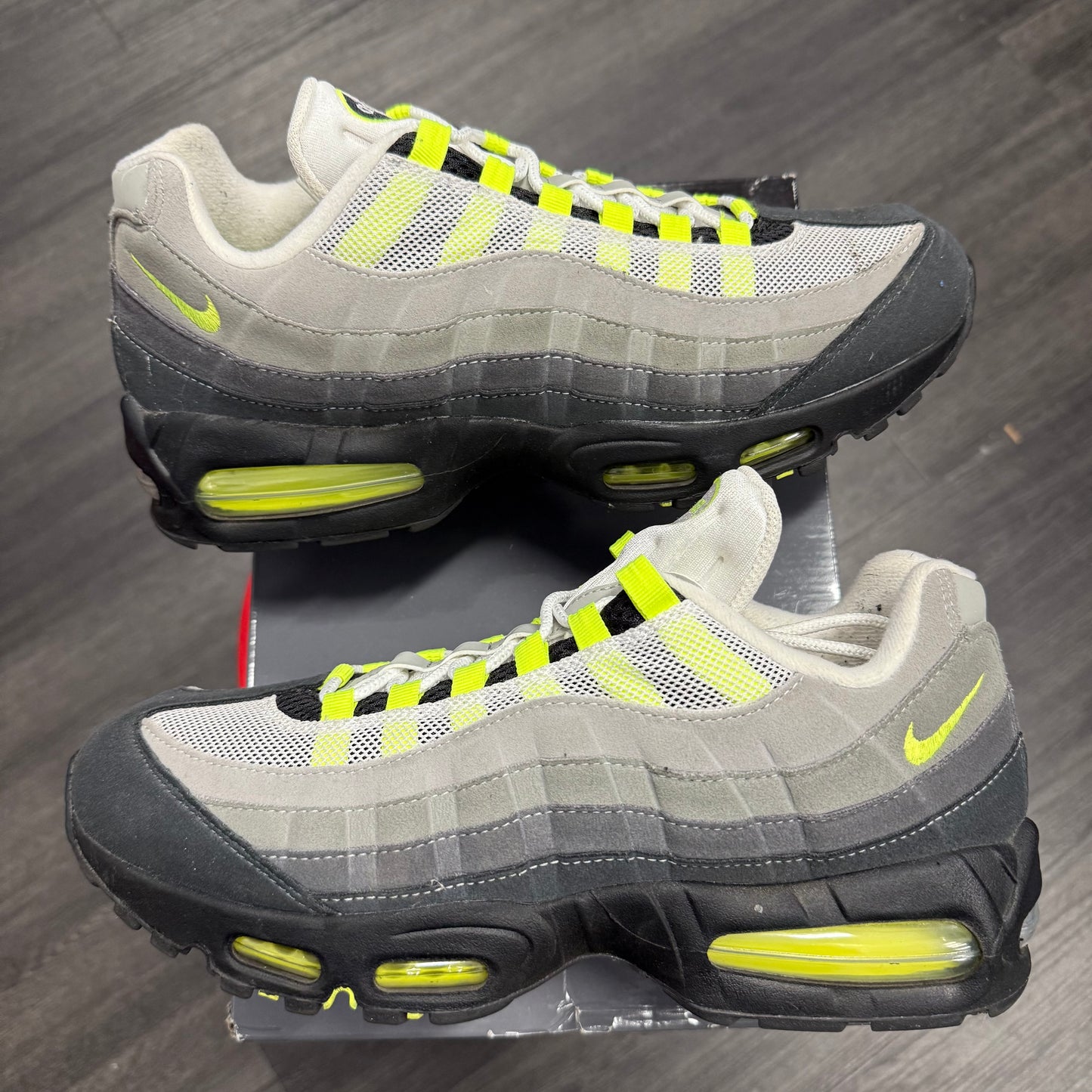 Nike Air Max 95 OG Big Bubble Neon 2025 U10.5