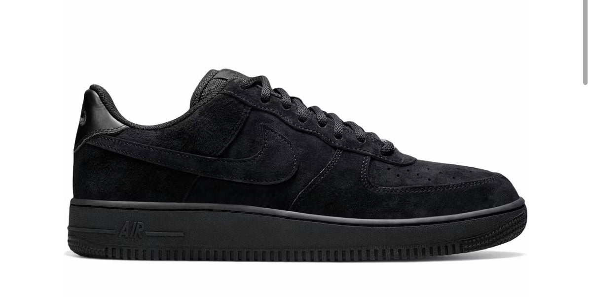 Nike SB Air Force 1 Low Triple Black