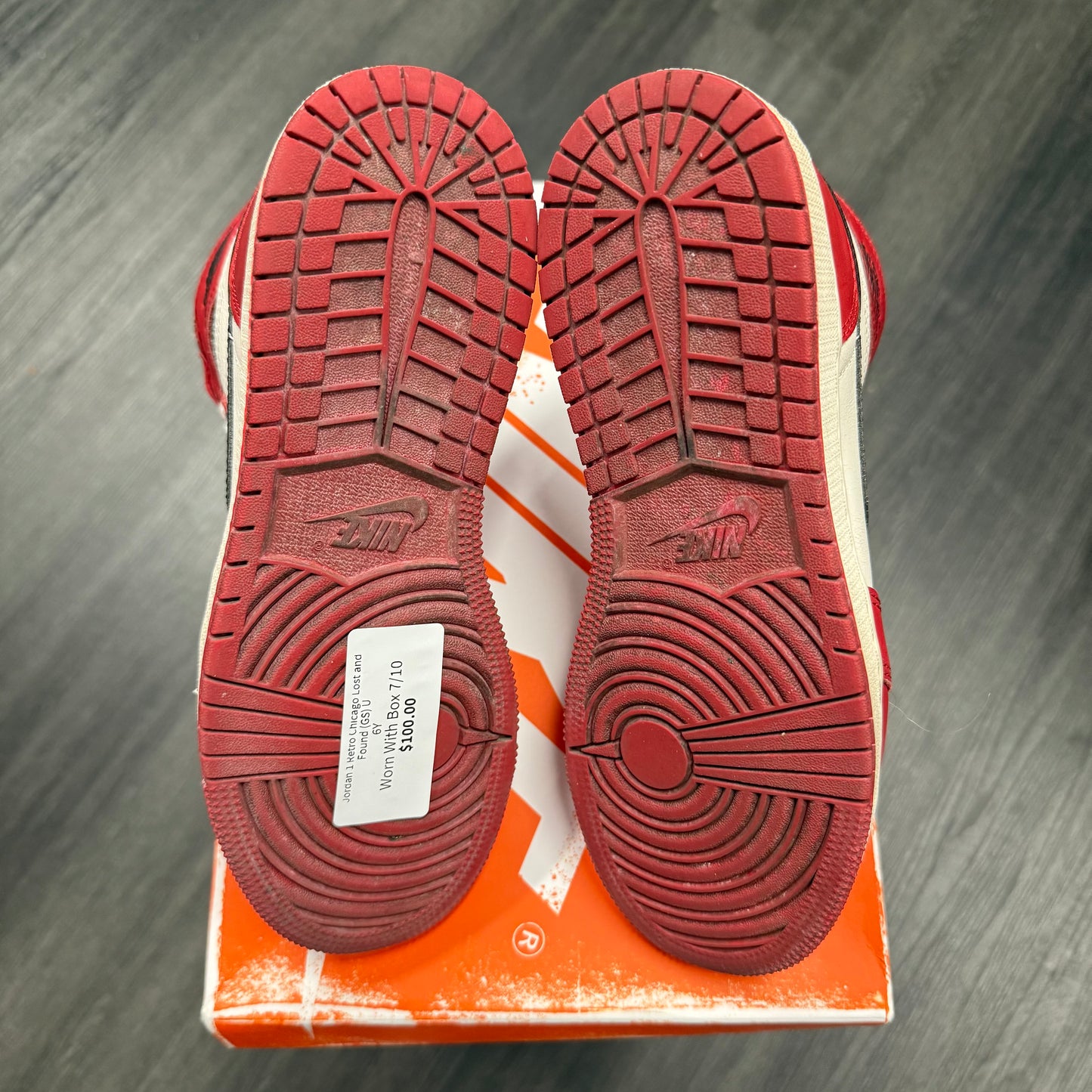 Jordan 1 Retro Chicago Lost and Found (GS) U
