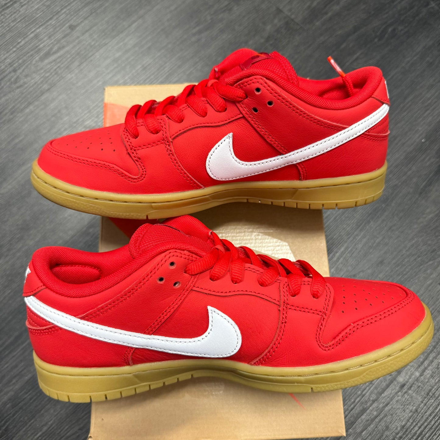 Nike SB Dunk Low University Red Gum U