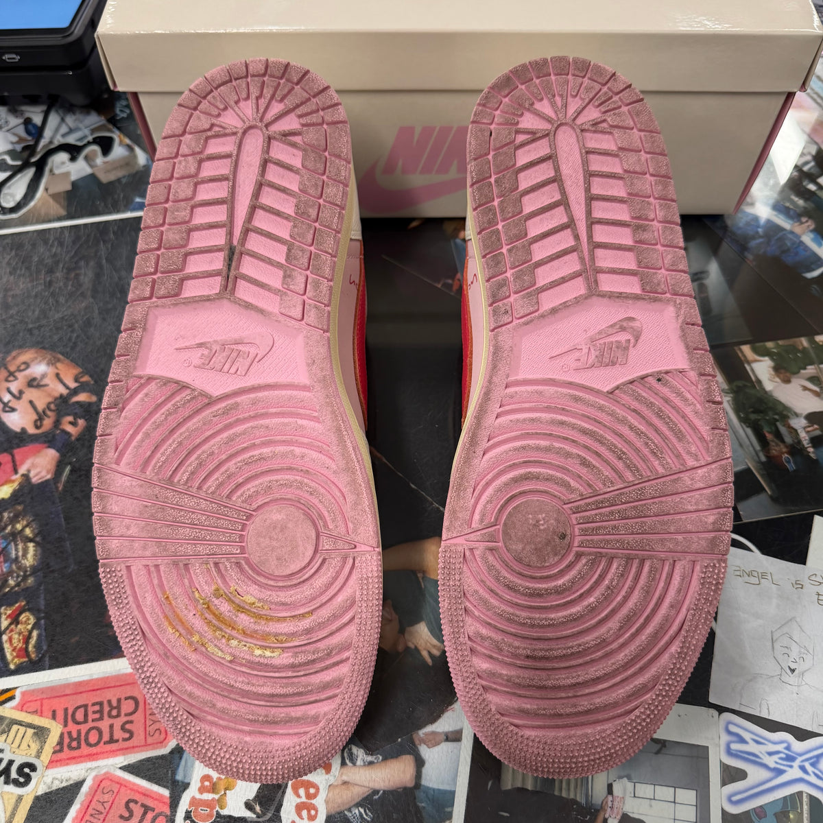Jordan 1 Retro Low OG SP Travis Scott Sail Tropical Pink U10.5**