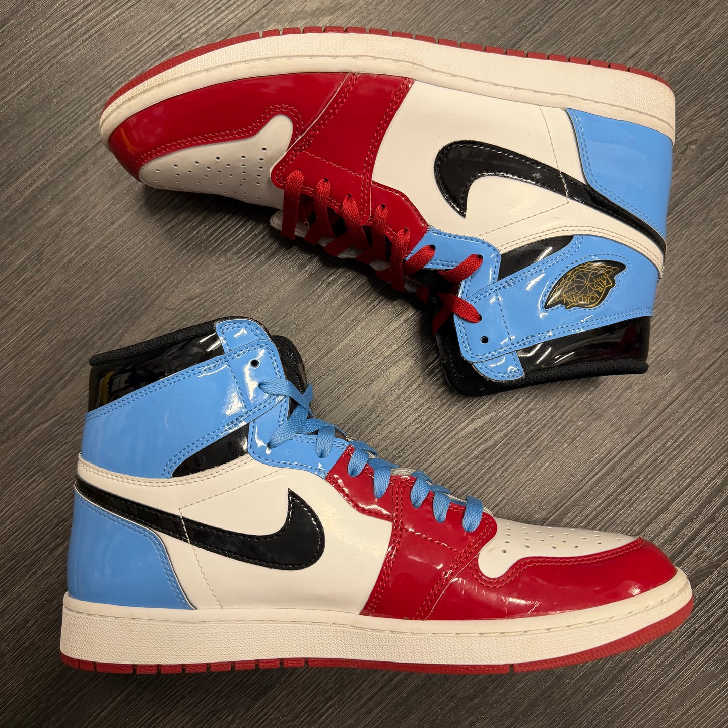 Jordan 1 retro high fearless unc Chicago U12