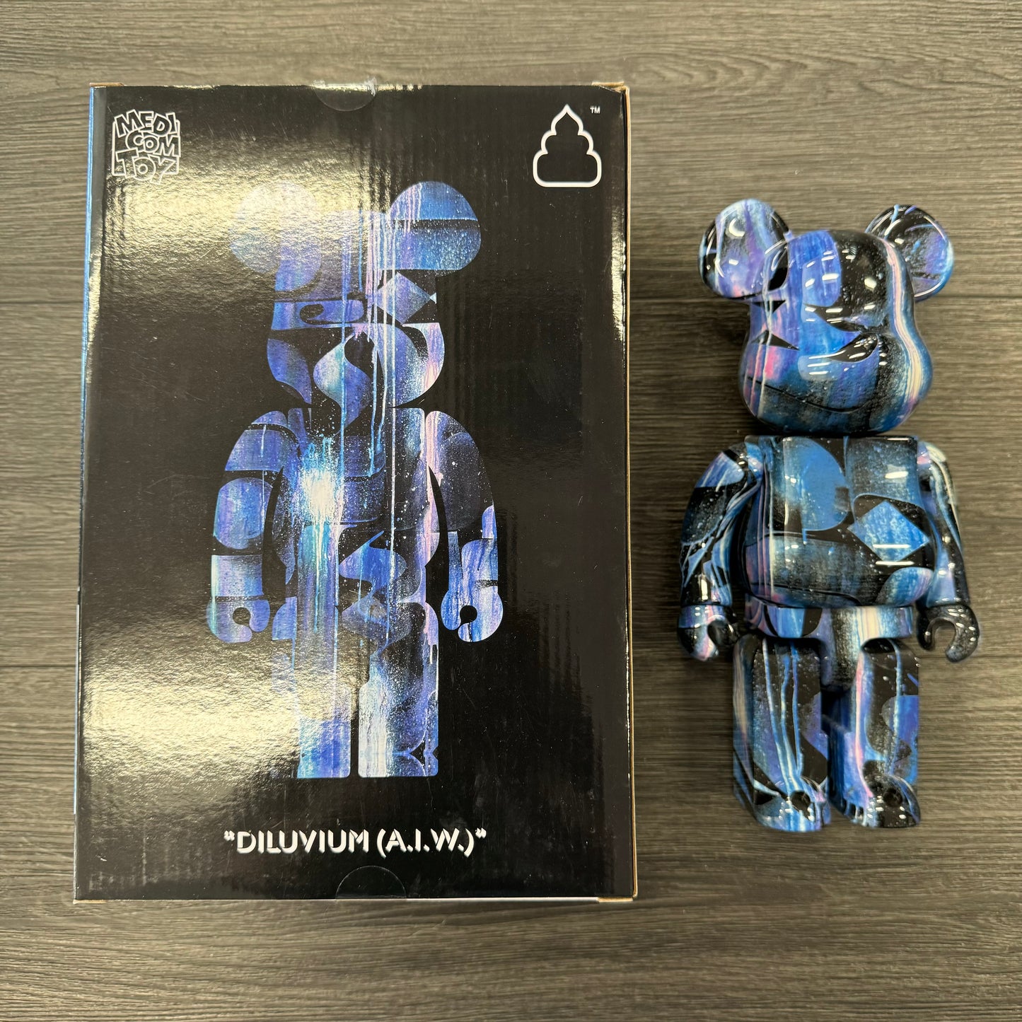 Bearbrick Diluvium 100% and 400%