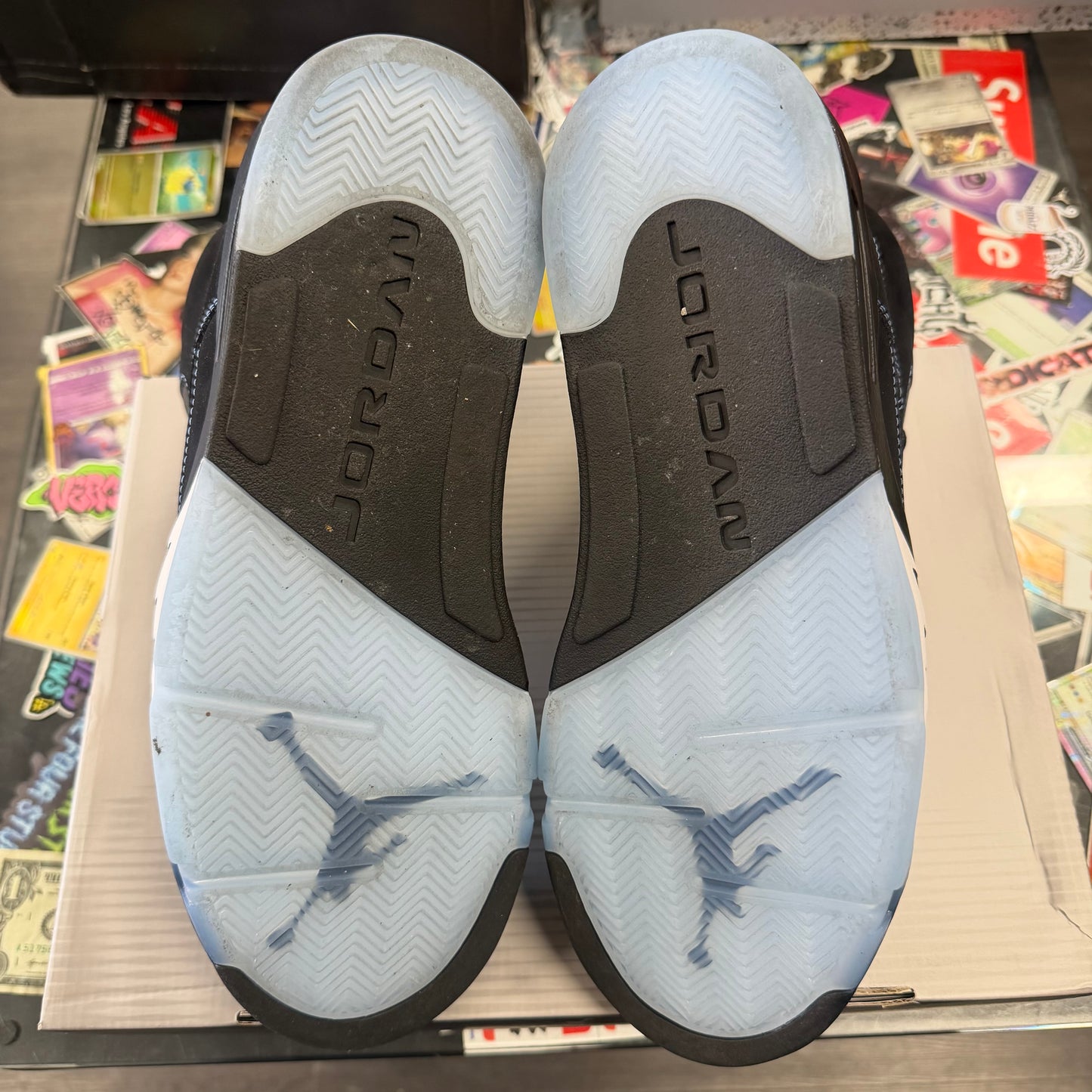 Jordan 5 Retro Black University Blue (2026)