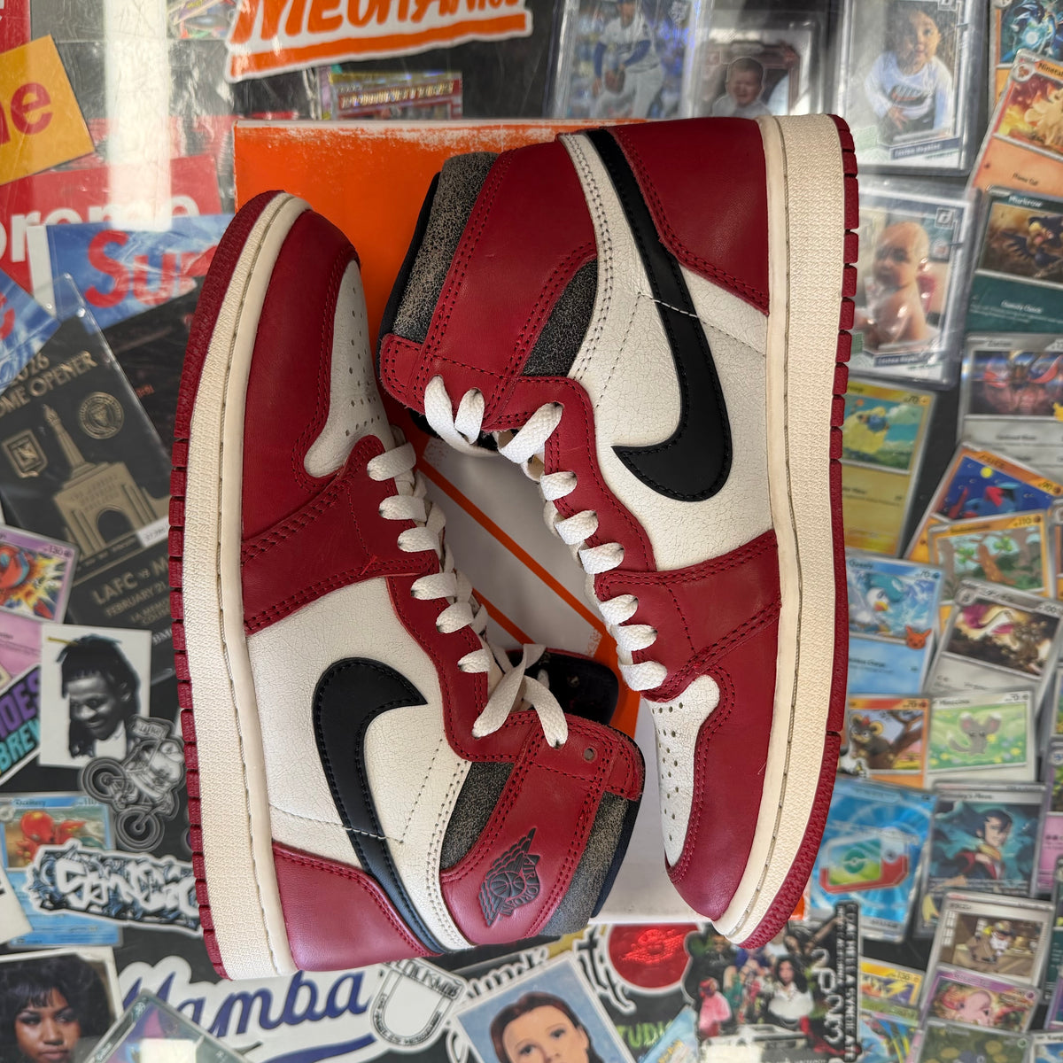 Jordan 1 Retro High Lost And Found U8