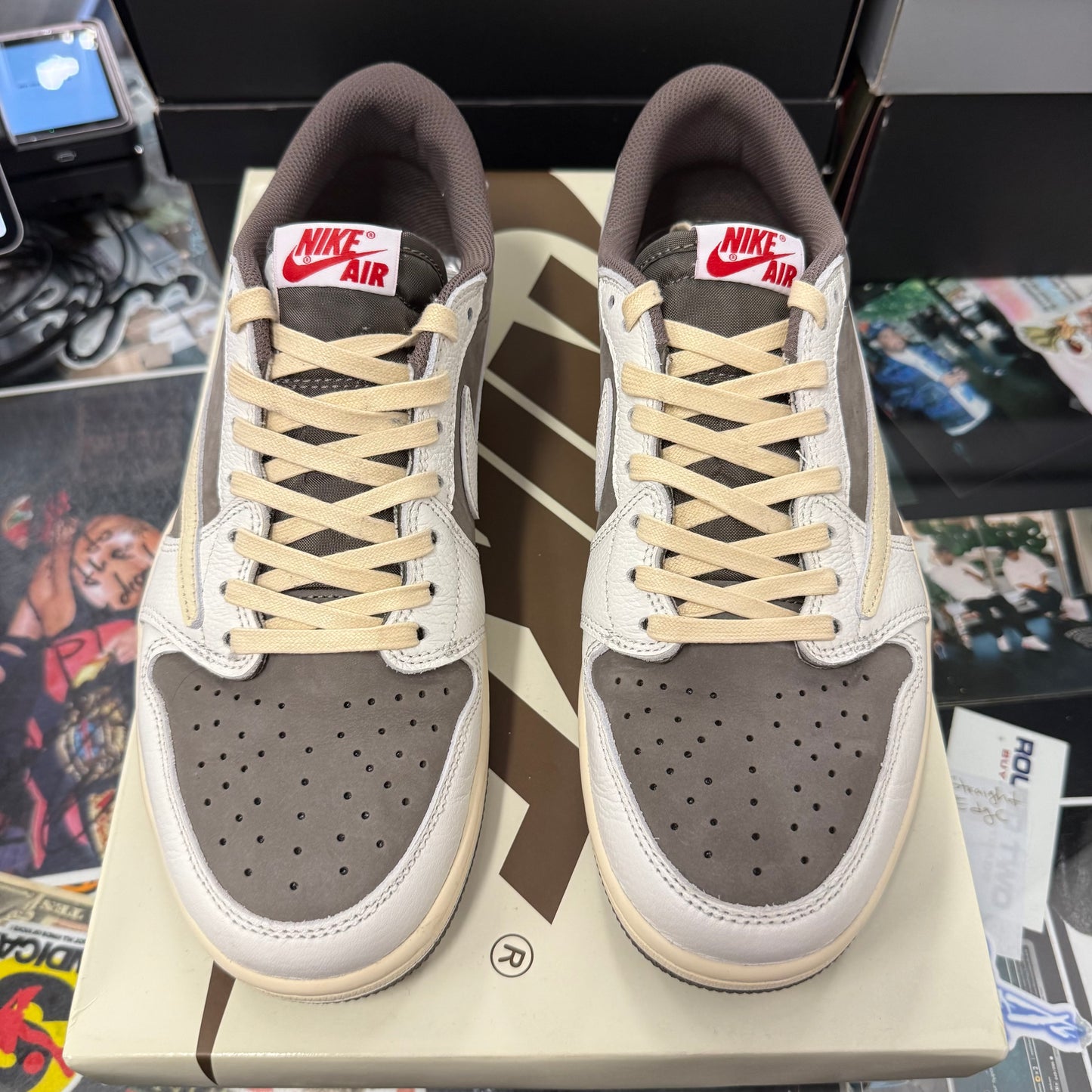 Jordan 1 Retro Low Travis Scott Reverse Mocha U10