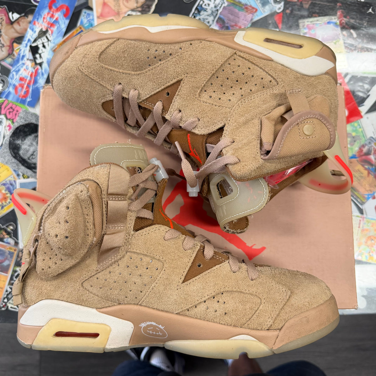 Jordan 6 Retro Travis Scott British Khaki U9