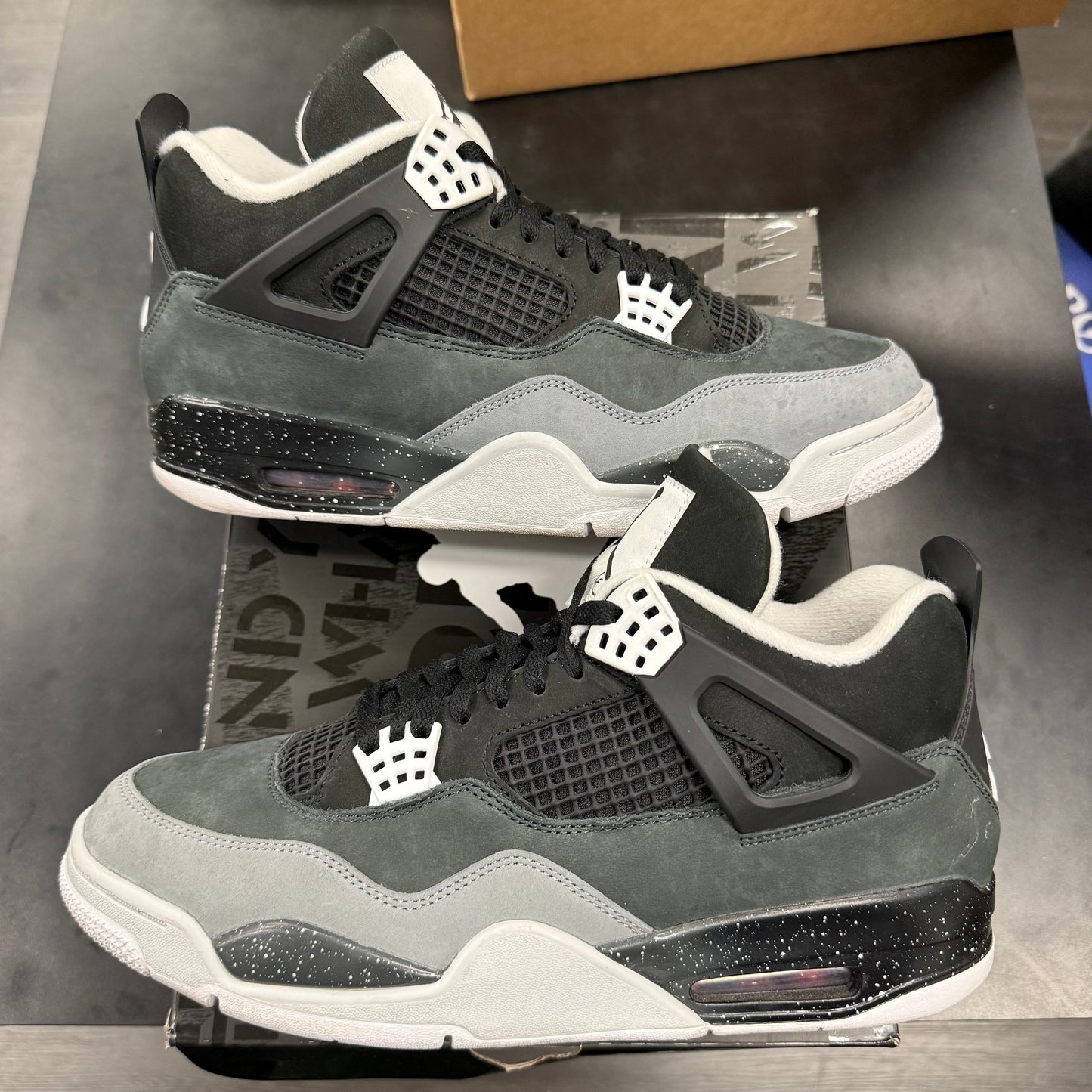 Jordan 4 Retro Fear (2024) U