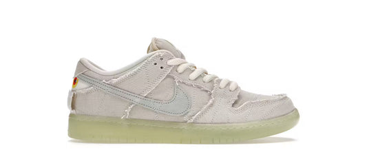 Nike SB Dunk Low Mummy U