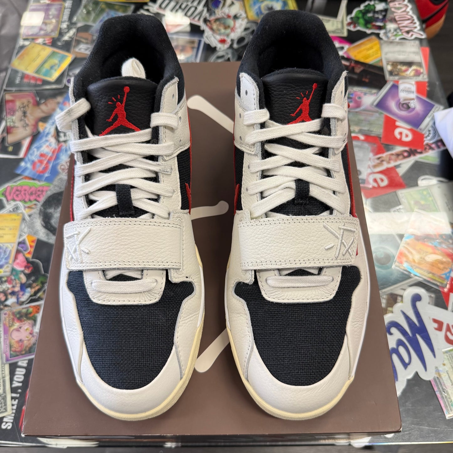 Jordan Jumpman Jack TR Travis Scott University Red U11