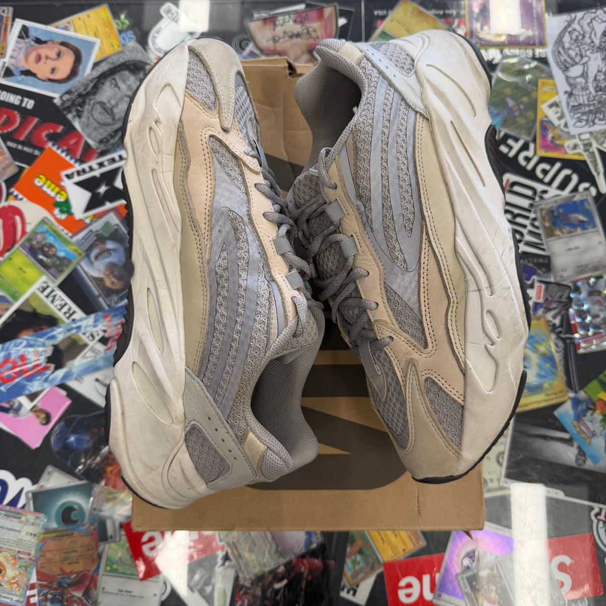 Adidas Yeezy 700 V2 Cream