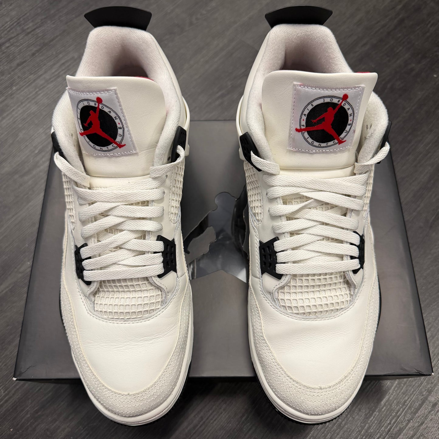 Jordan 4 Retro Flight Club