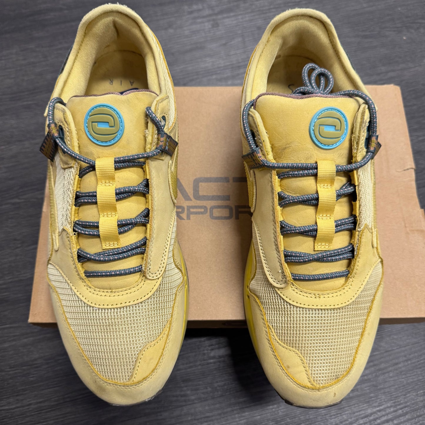 Nike Air Max 1 Travis Scott Cactus Jack Saturn Gold U