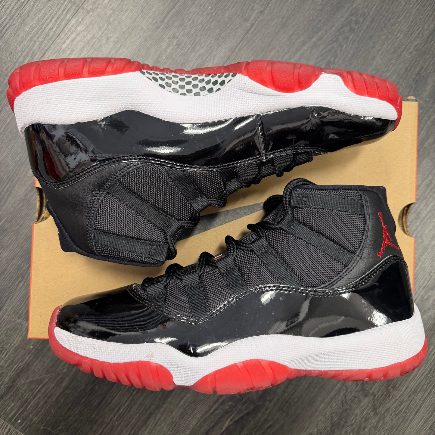 Jordan 11 Retro Playoffs Bred 2019 U9