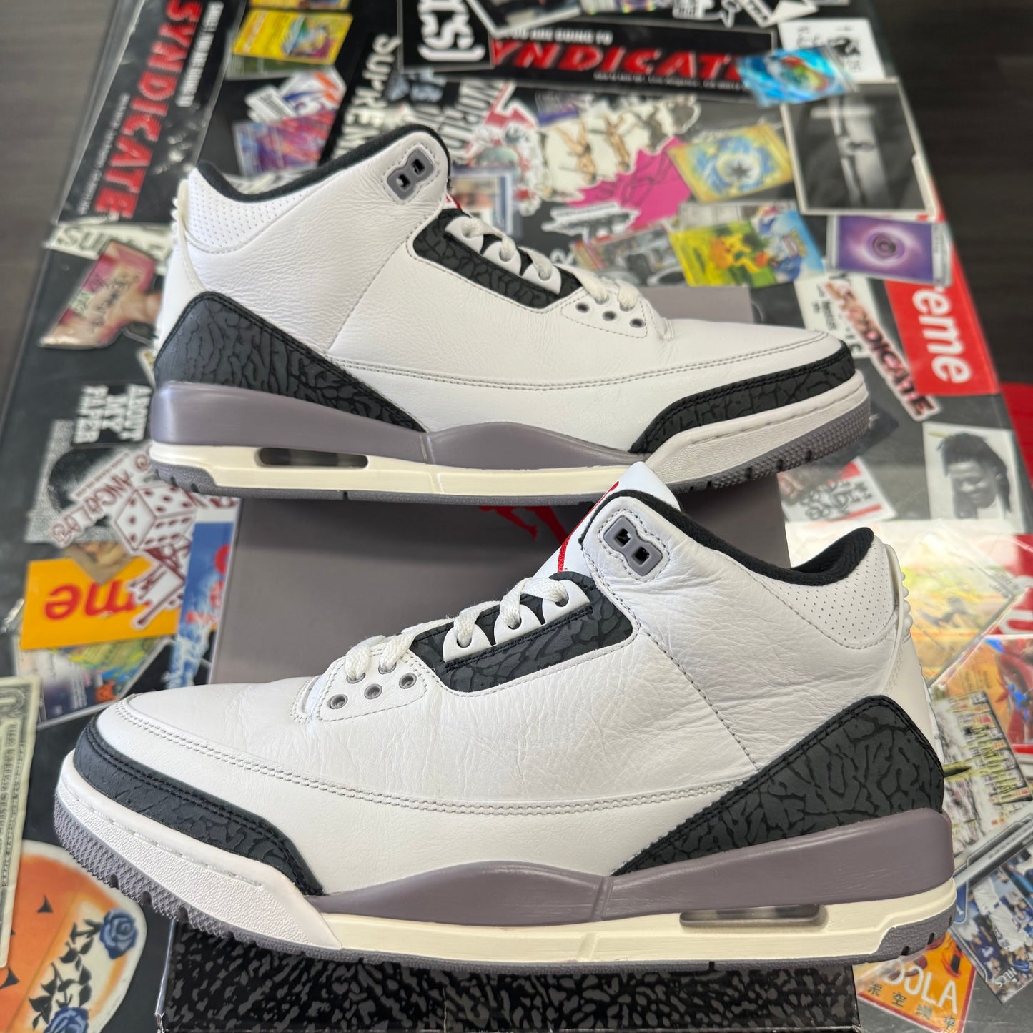 Jordan 3 Retro Cement Grey U11