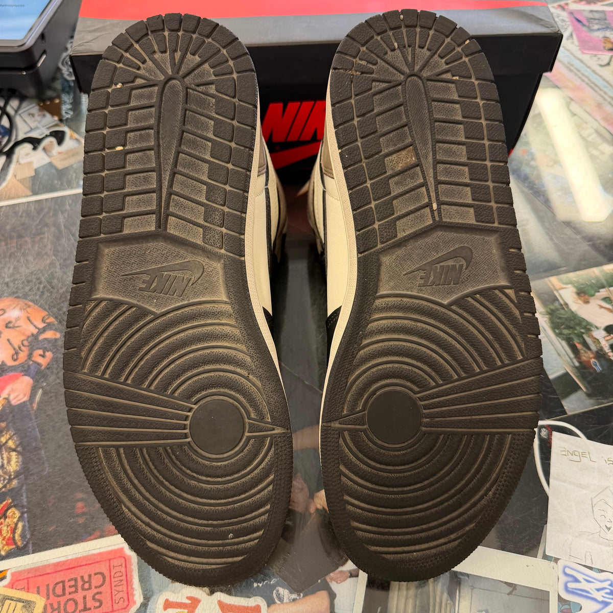 Jordan 1 Retro Dark Mocha U9.5