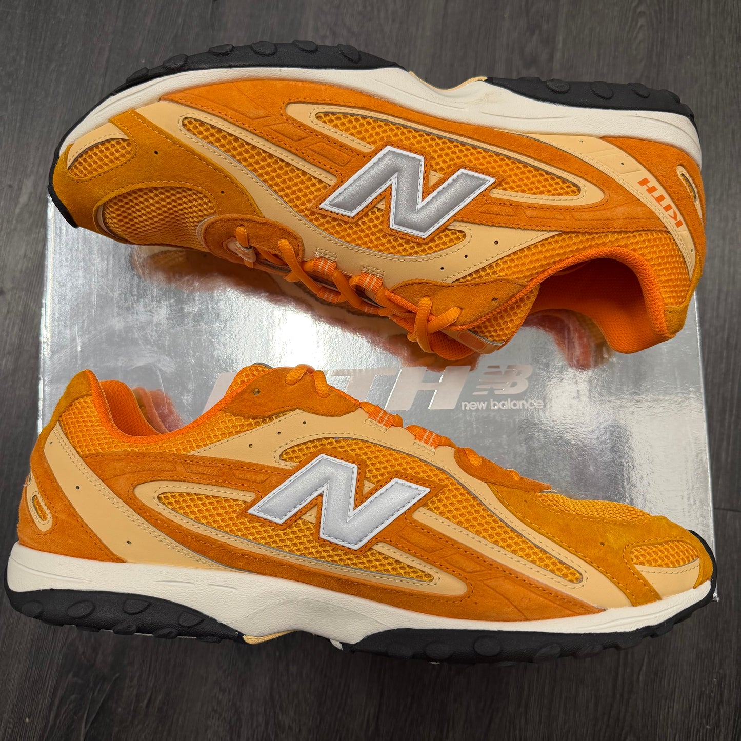 New Balance 204L Kith Orange