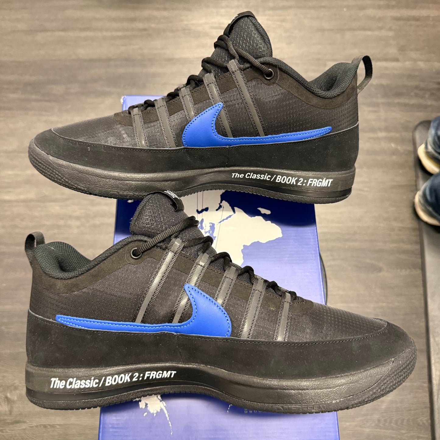 Nike Book 2 Fragment U13