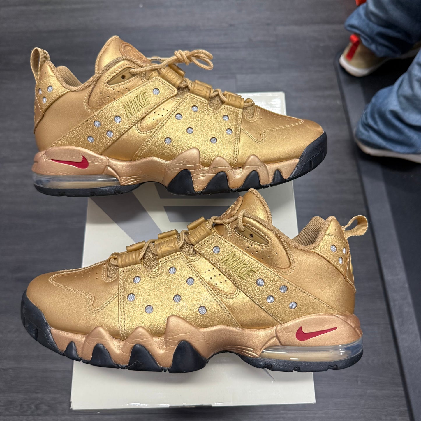 Nike SB Air Max 2 CB '94 Low Supreme Metallic Gold