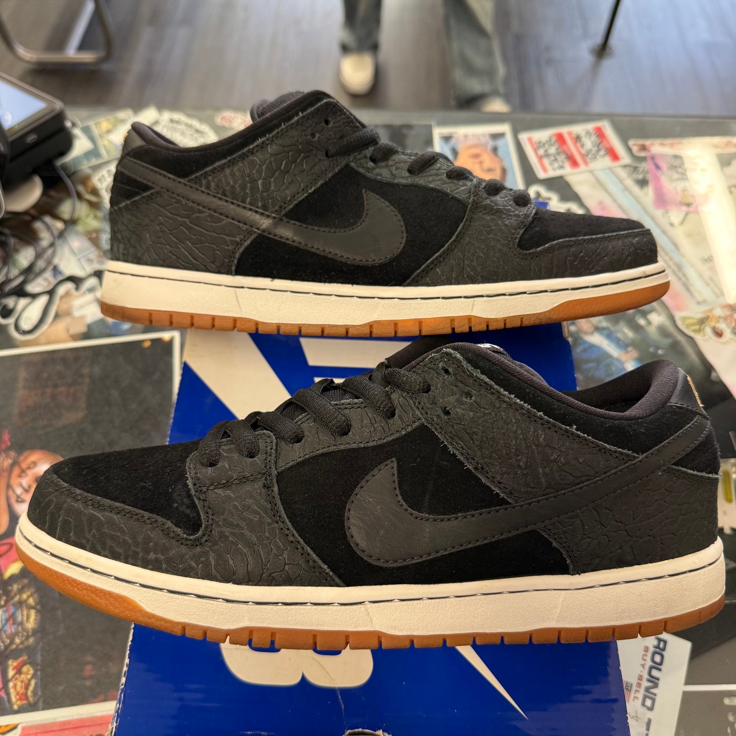 Nike SB Dunk Low Nontourage U