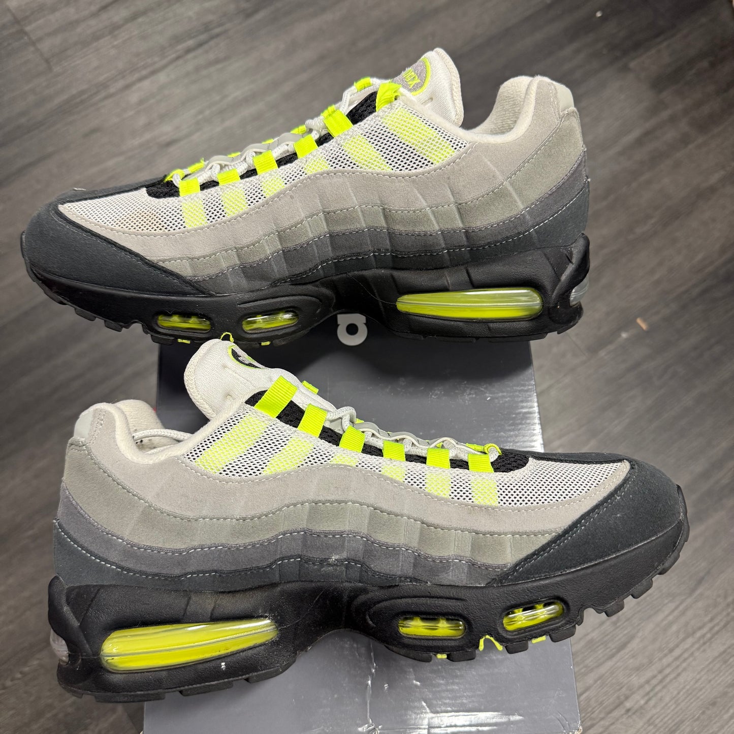 Nike Air Max 95 OG Big Bubble Neon 2025 U10.5