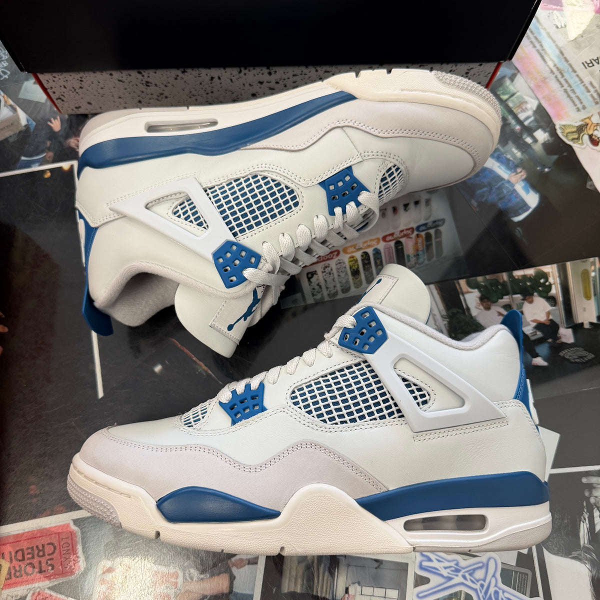 Jordan 4 Retro Military Blue (2024) U10