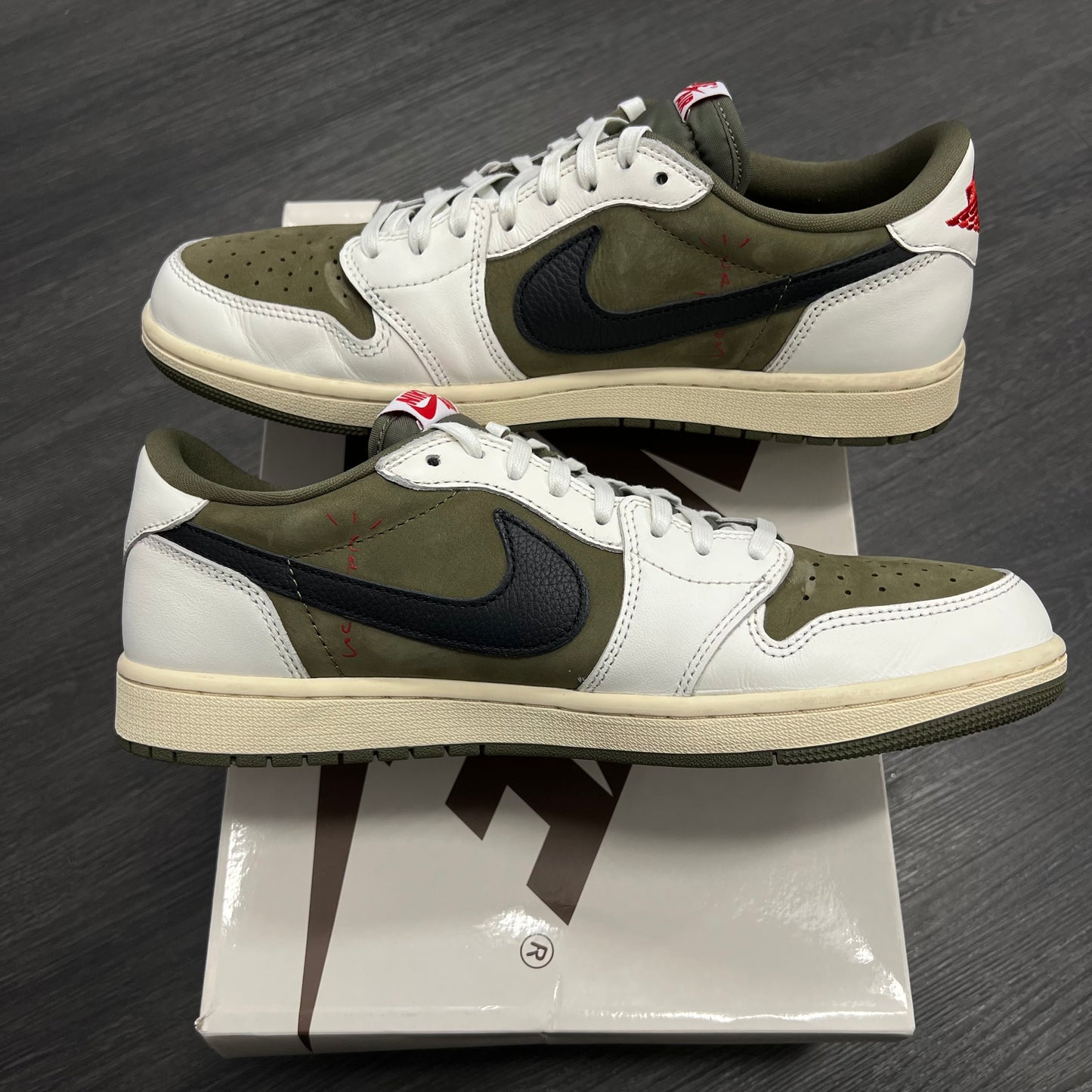 Jordan 1 Retro Low OG SP Travis Scott Medium Olive U11