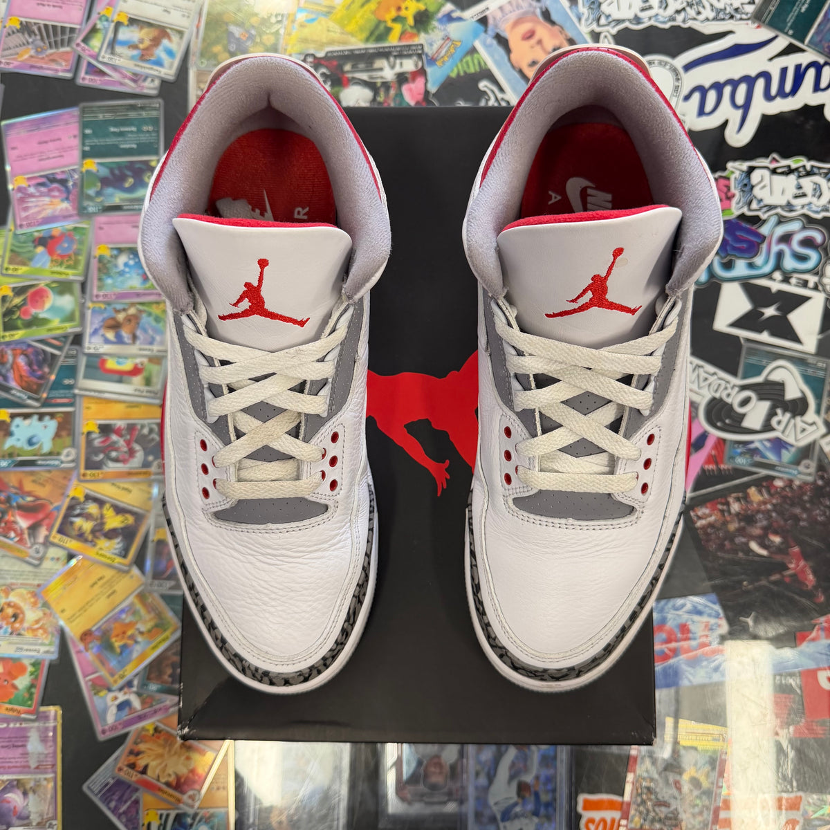 Jordan 3 Retro Fire Red 2022 U9.5