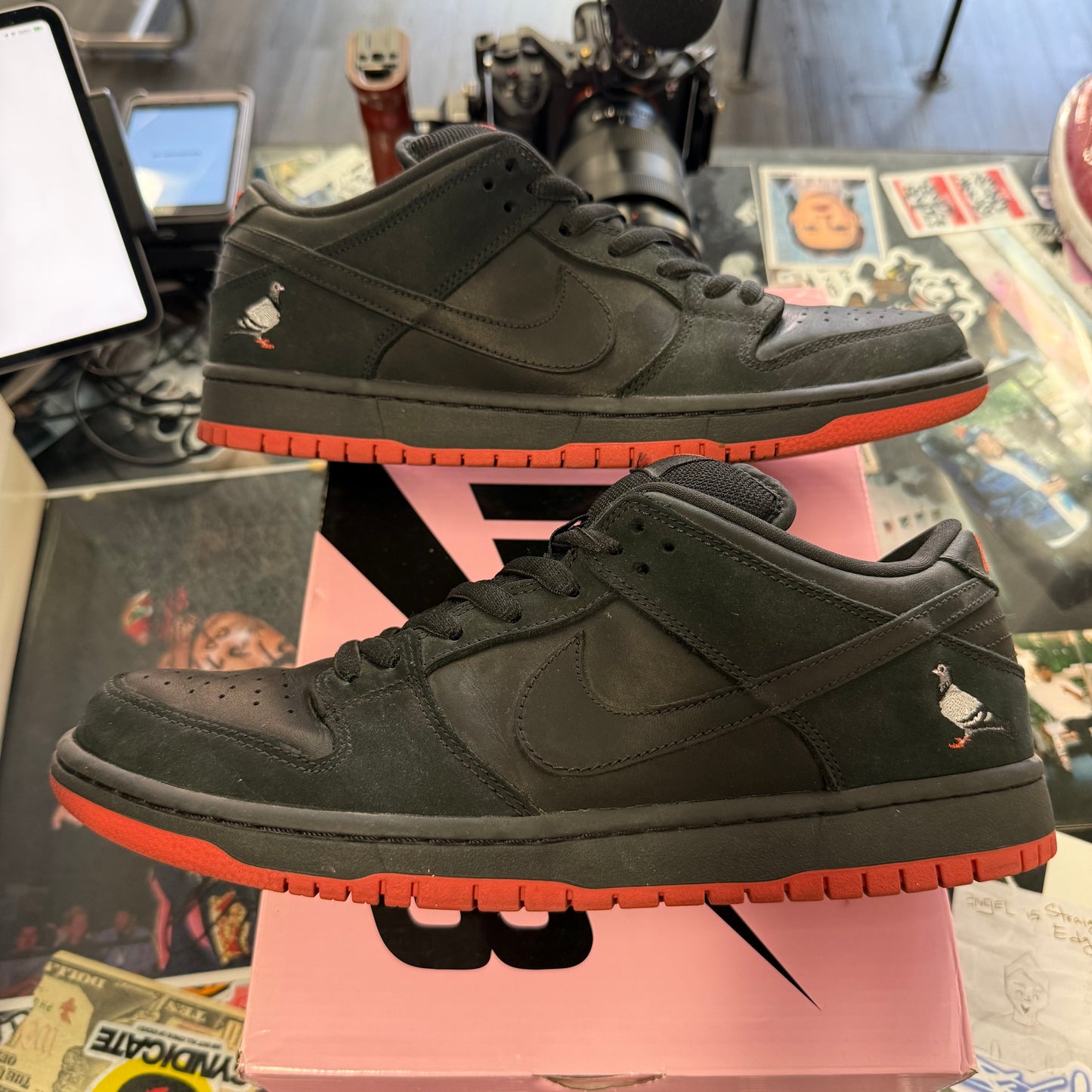 Nike SB Dunk Low Black Pigeon