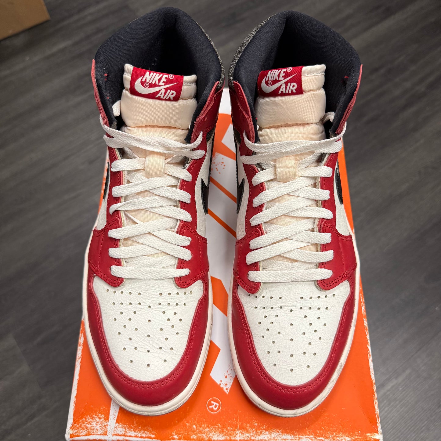 Jordan 1 Retro High Lost And Found U10.5