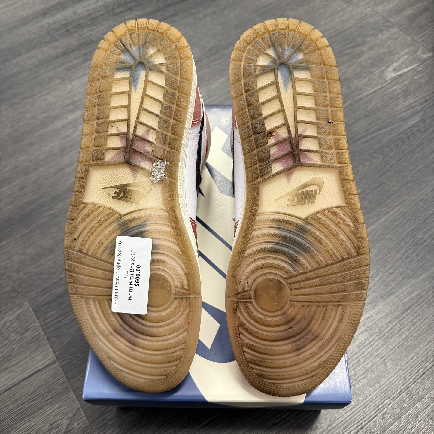 Jordan 1 Retro Trophy Room U