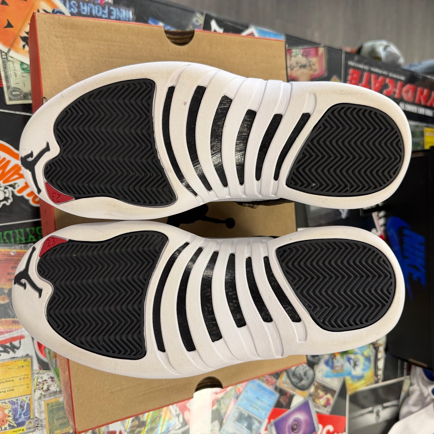 Jordan 12 Retro Playoffs 2022 U9
