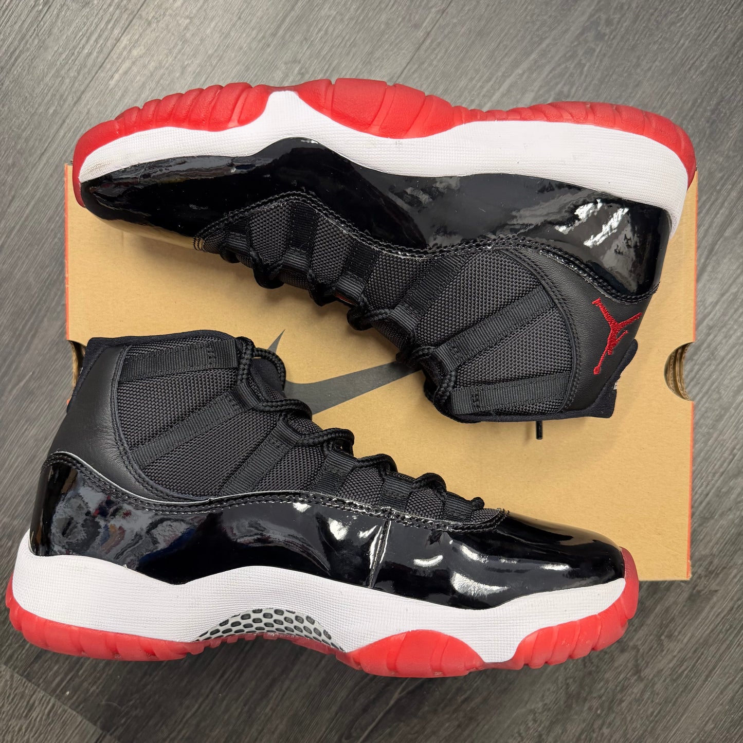 Jordan 11 Retro Playoffs Bred 2019 U9
