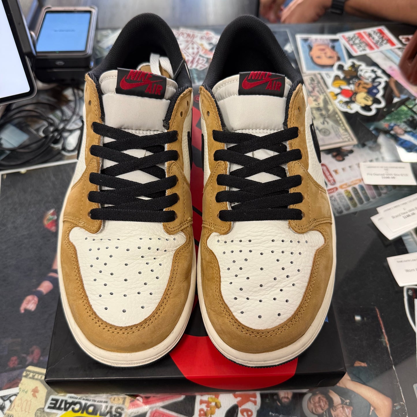 Jordan 1 Low OG Rookie of the Year U10