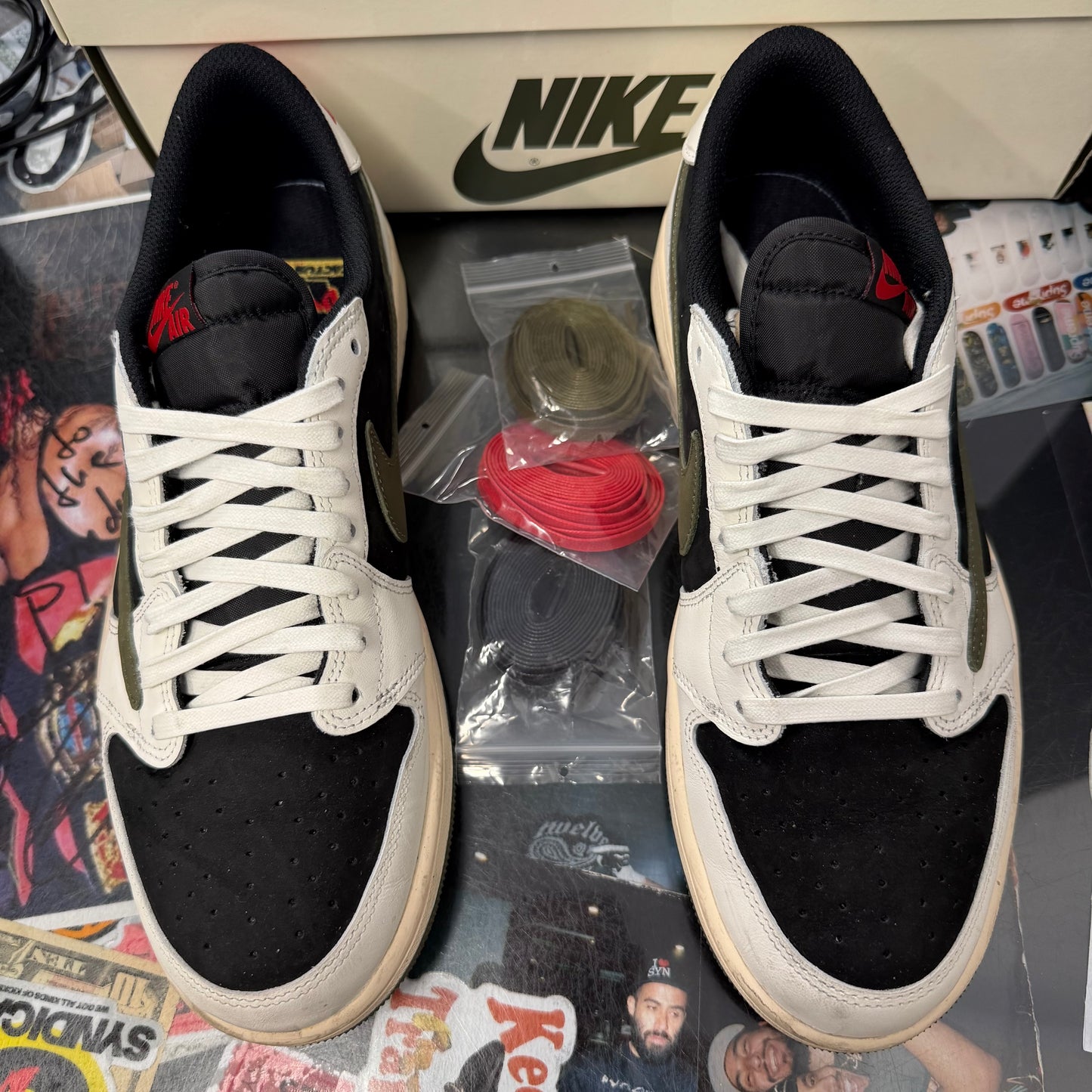 Jordan 1 retro low Travis Scott olive (women’s) U11W