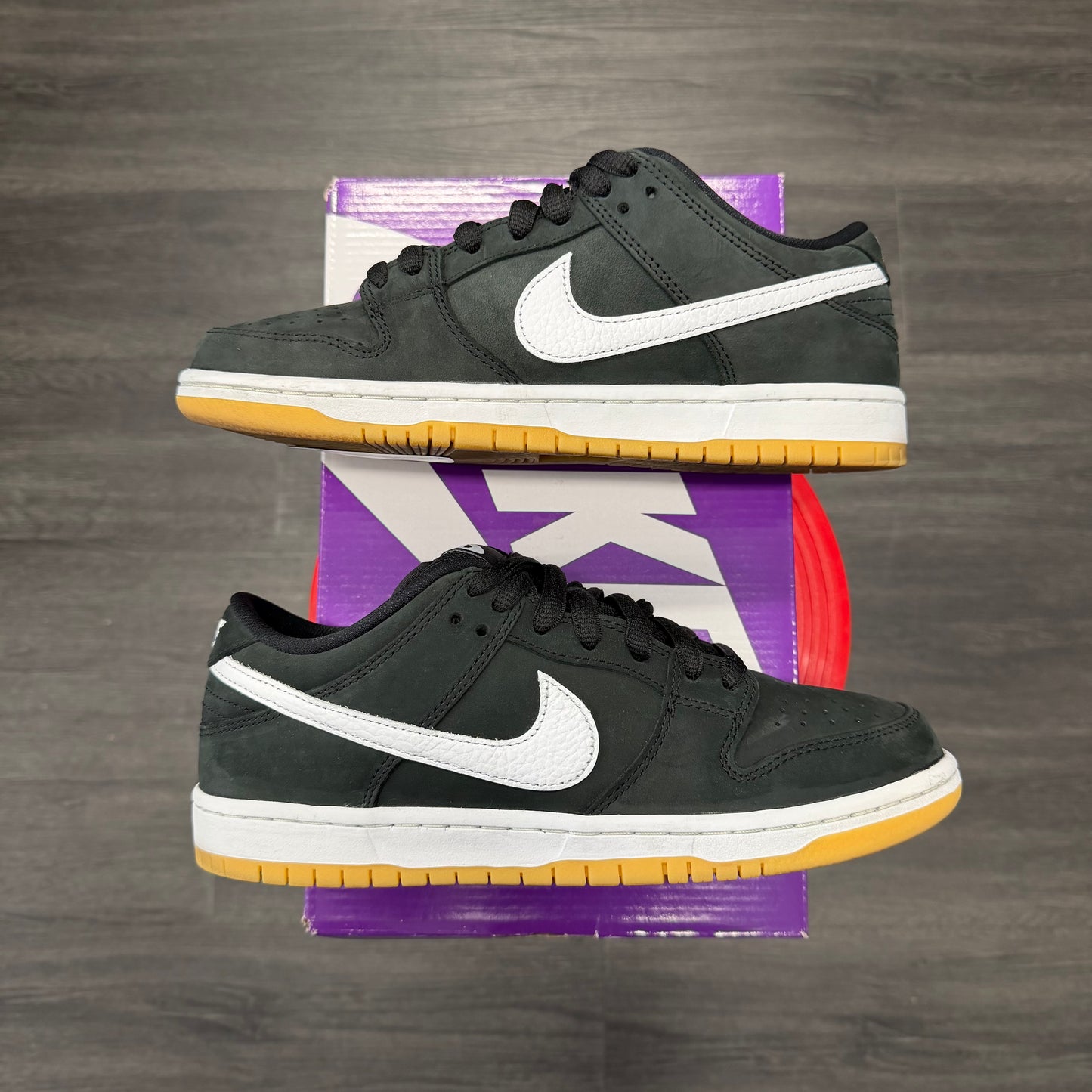 Nike SB Dunk Low Black Gum U8