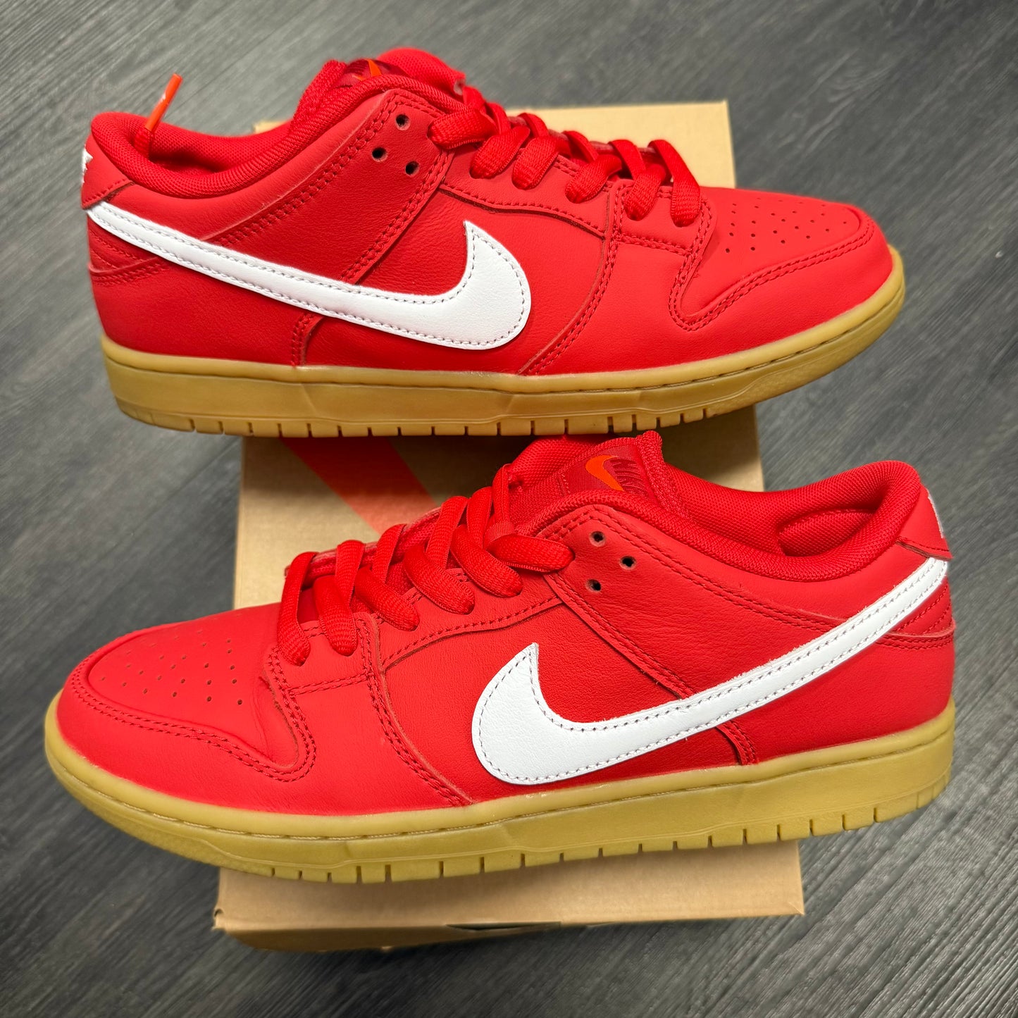 Nike SB Dunk Low University Red Gum U