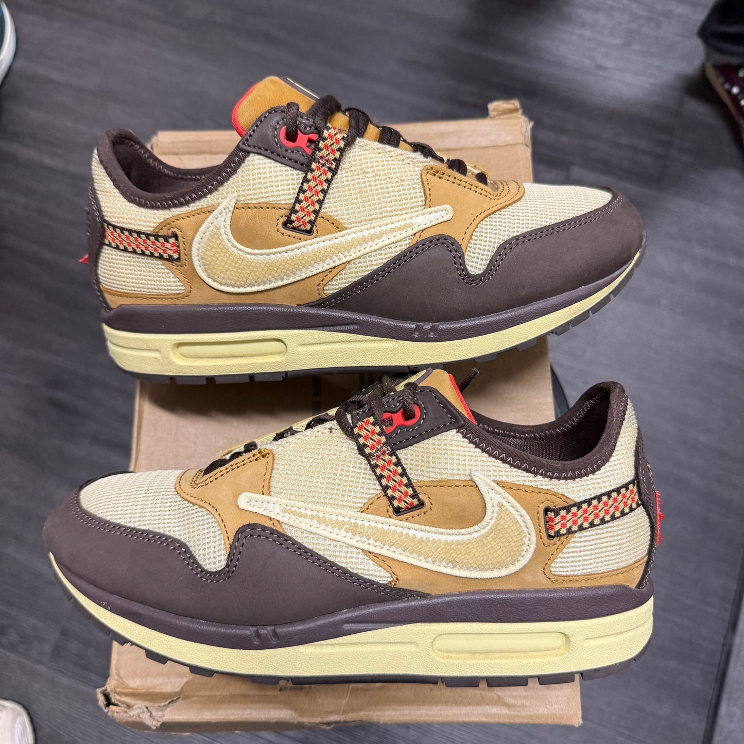Nike Air Max 1 Travis Scott Cactus Jack Baroque Brown