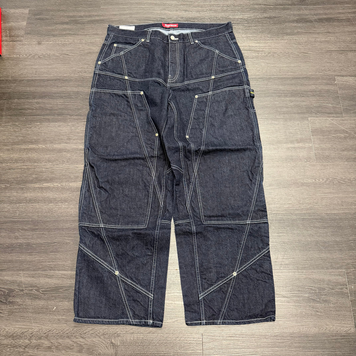 Supreme Double Knee Contrast