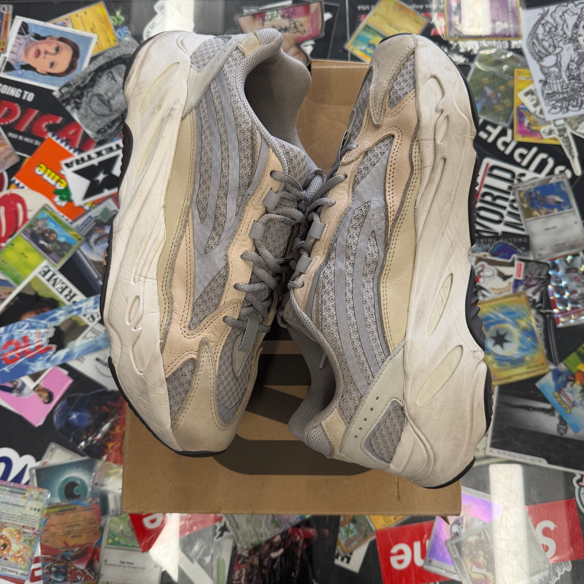 Adidas Yeezy 700 V2 Cream